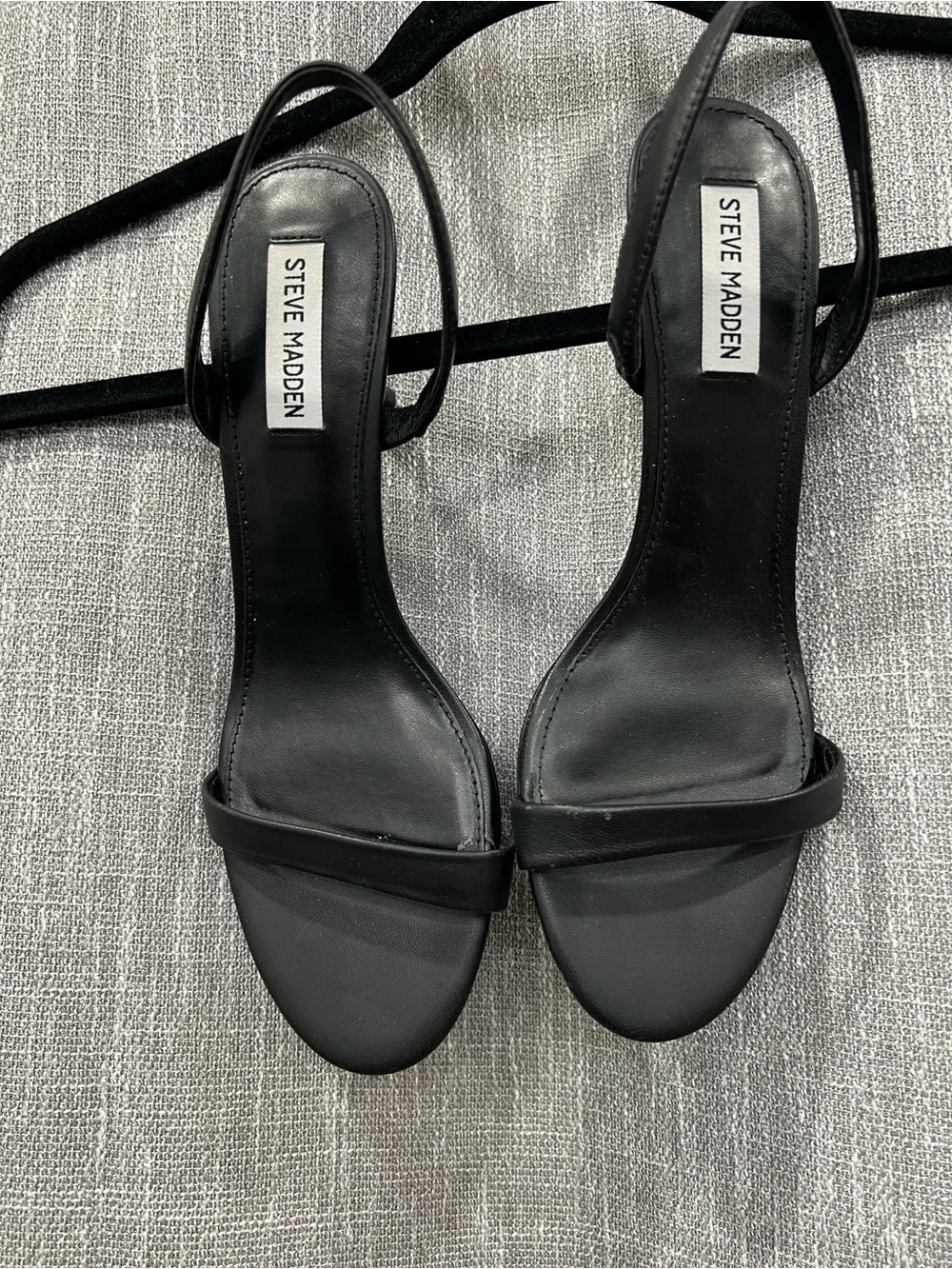 Steve Madden sleek steve